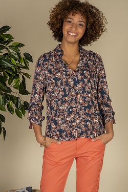 blue flower blouse ss22